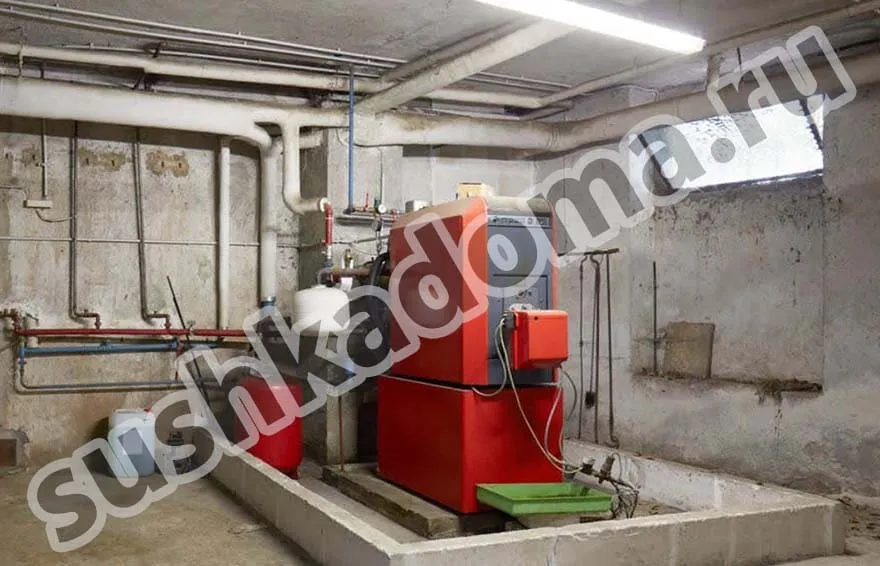 Откачка воды из помещения котельной после залива водой