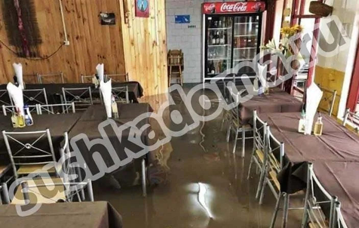 Откачка воды из ресторана