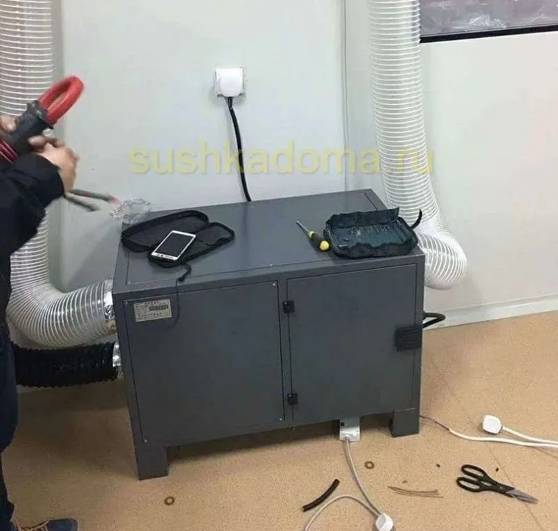 Адсорбционный осушитель воздуха с влагопоглотителем ЛТ-ДР530K